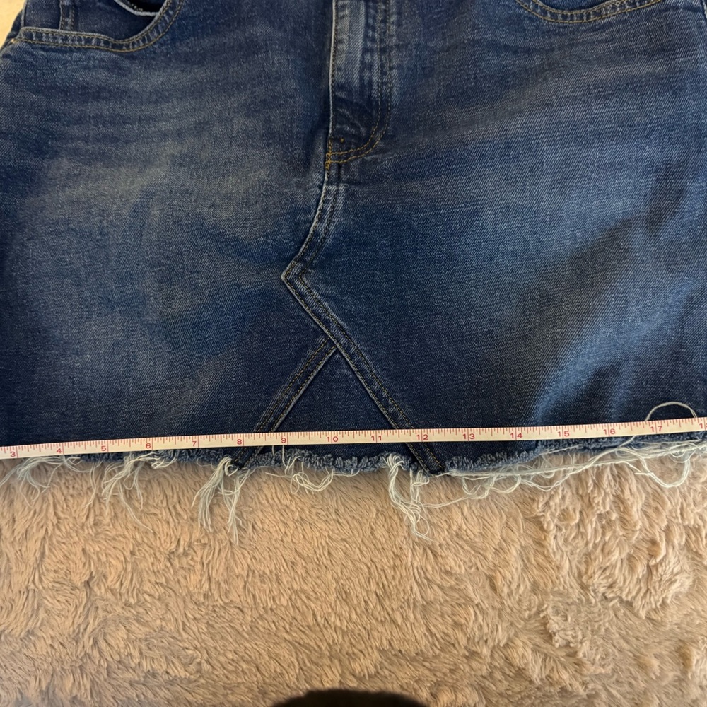 Tommy Jeans Denim Mini Skirt Med Wash Raw Hem Side Zips Blue Sz 32 Biker Plus Sz - Picture 6 of 9